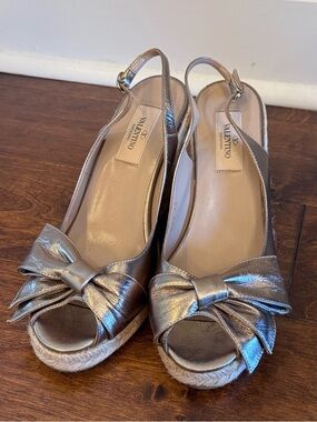 Valentino Garavani Metallic Bow Espadrille Wedge